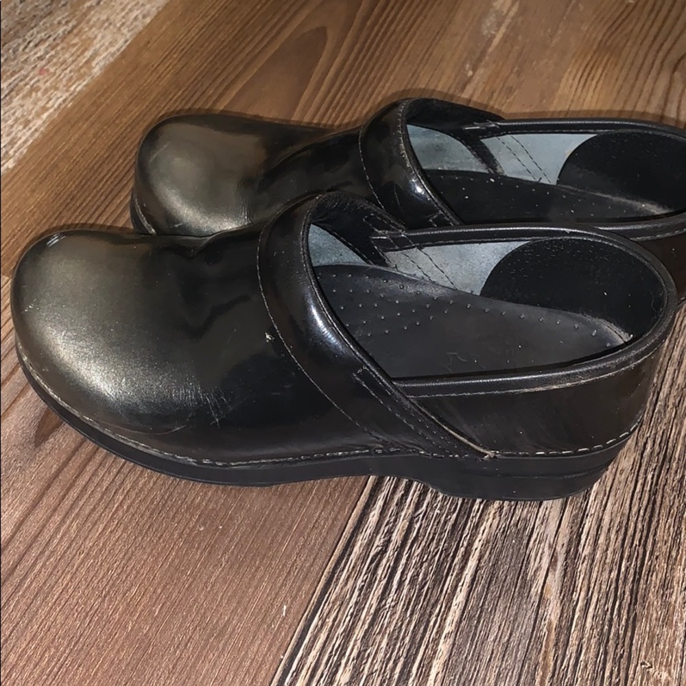 Silver/black ombré patent Dansko clogs